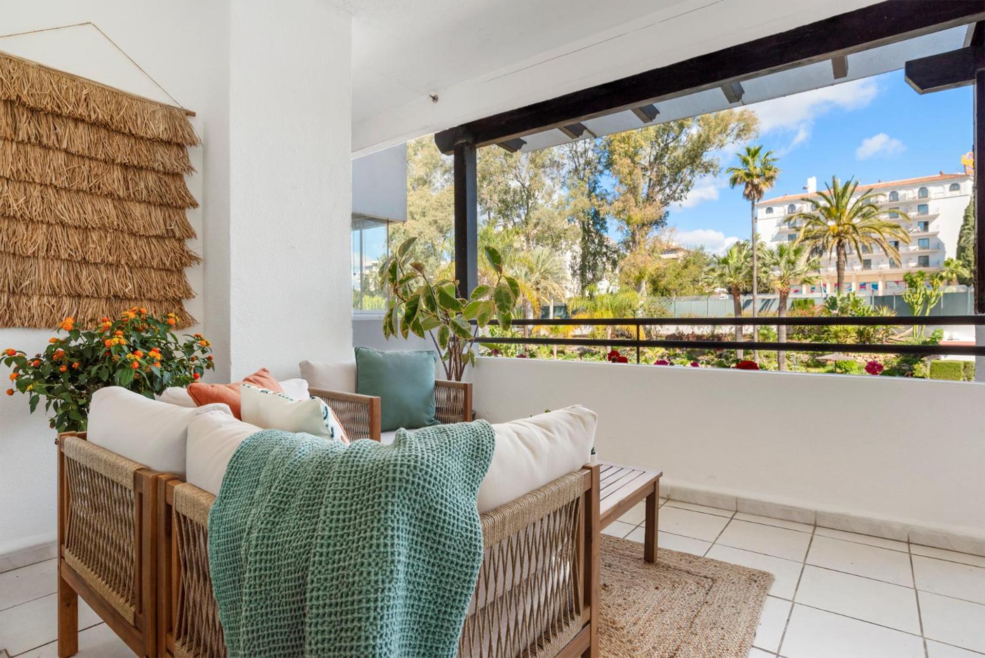 Charming And Spacious Apartment In Medina Garden - Puerto Banus Marbella Eksteriør bilde