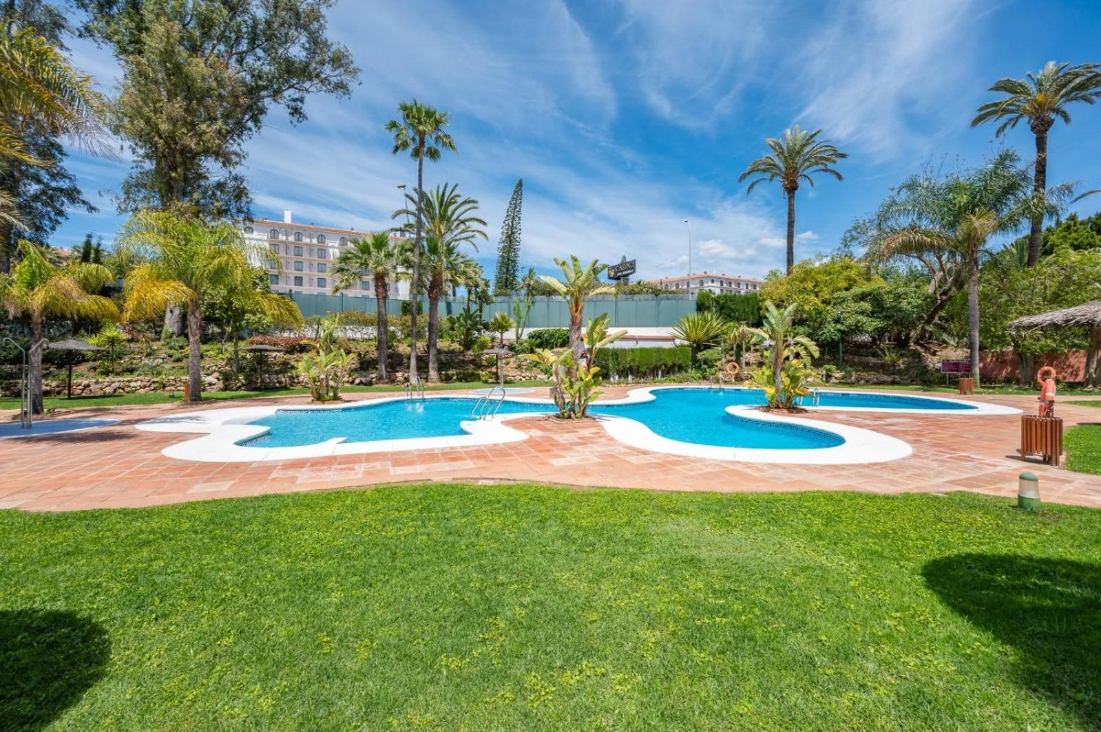 Charming And Spacious Apartment In Medina Garden - Puerto Banus Marbella Eksteriør bilde