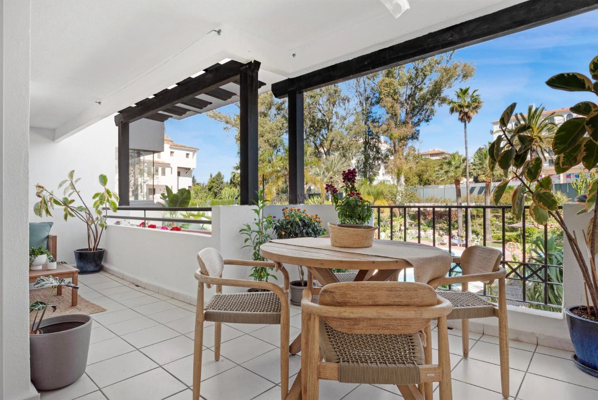 Charming And Spacious Apartment In Medina Garden - Puerto Banus Marbella Eksteriør bilde