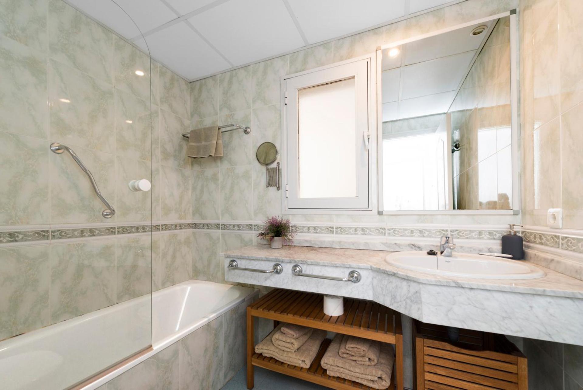 Charming And Spacious Apartment In Medina Garden - Puerto Banus Marbella Eksteriør bilde
